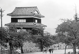 上田城跡【出典：上田市立博物館所蔵】